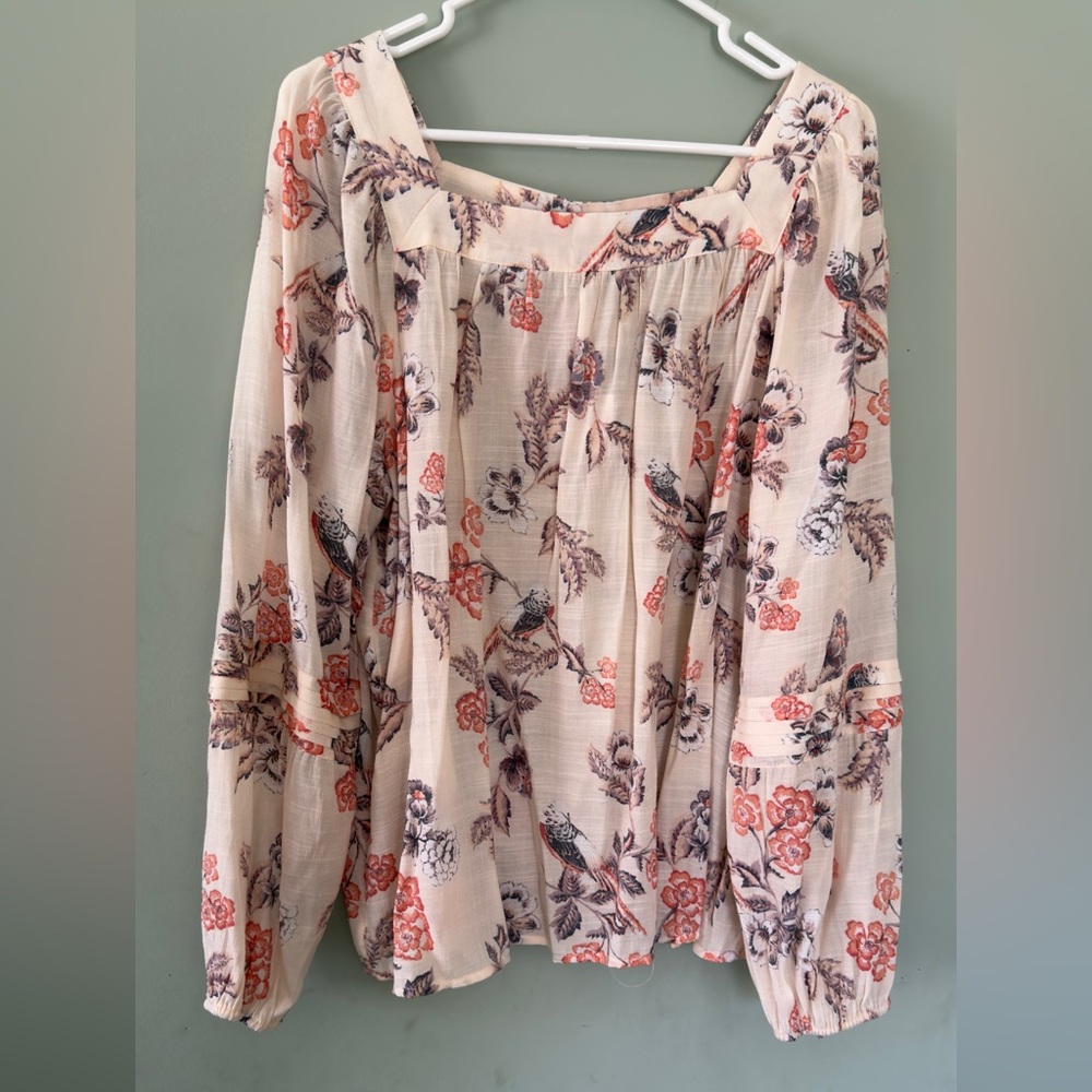 Lauren Conrad  Floral Rayon Blend Fabric top for fall Sz XXL‎